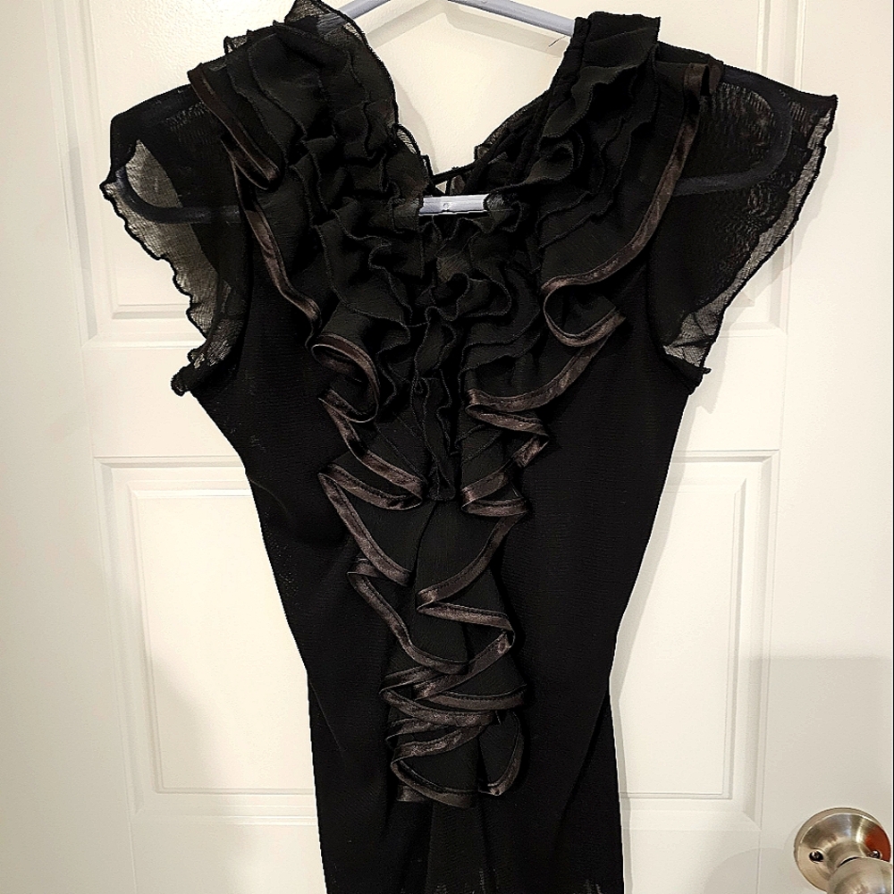 Super cute Body C black ruffled top small